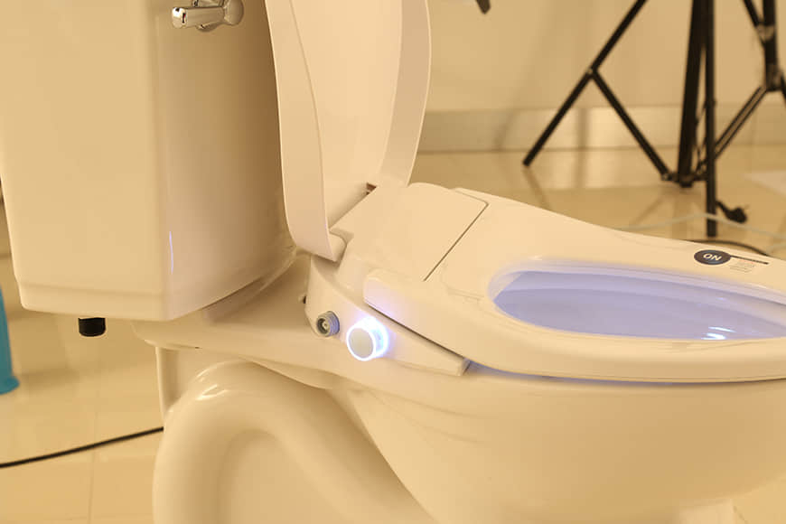 Ametican V-shape smart bidet 2