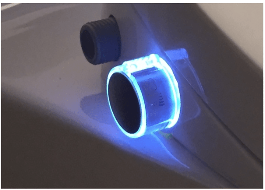 Ametican V-shape smart bidet 8