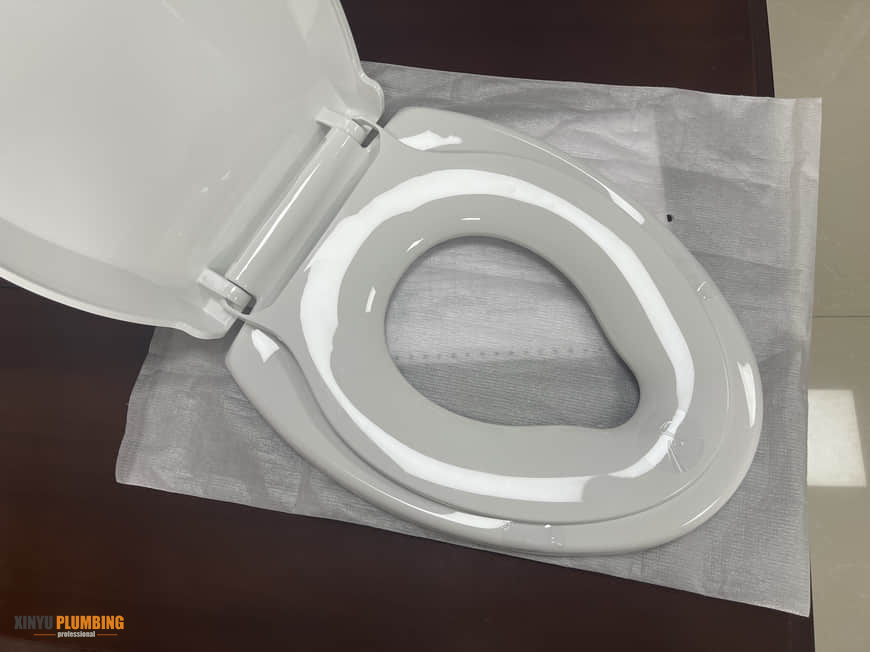 Elongated baby toilet seat 4