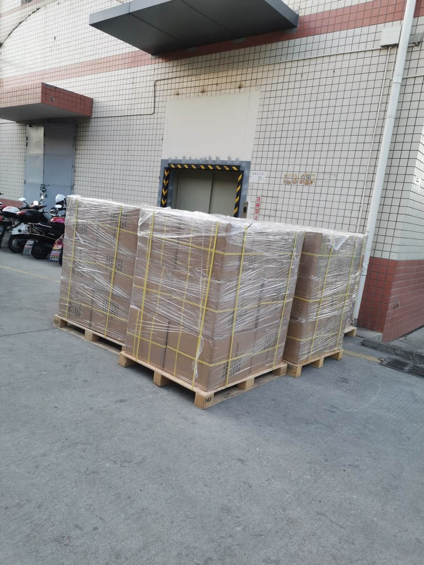 truck loading 