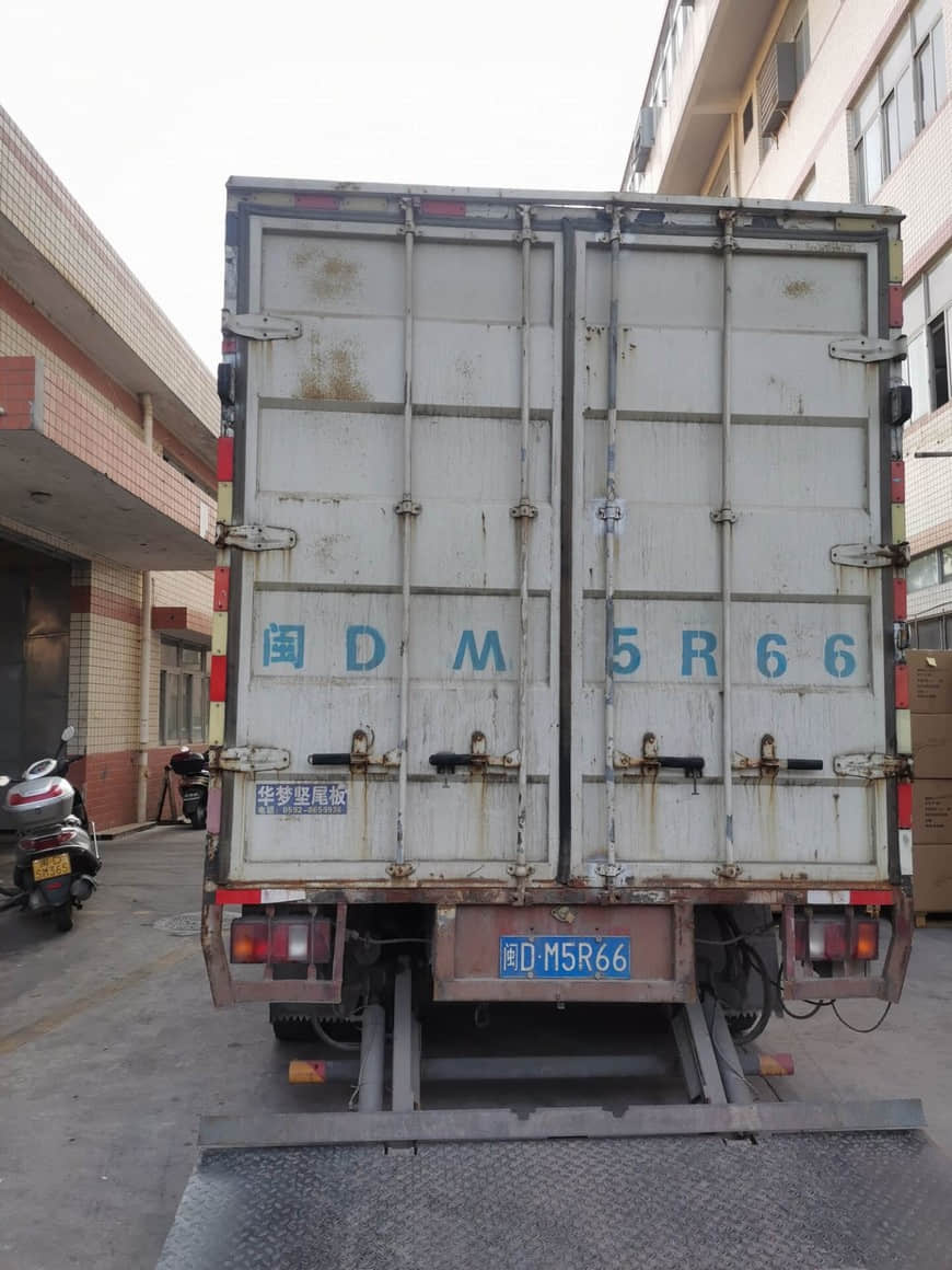 truck loading 2