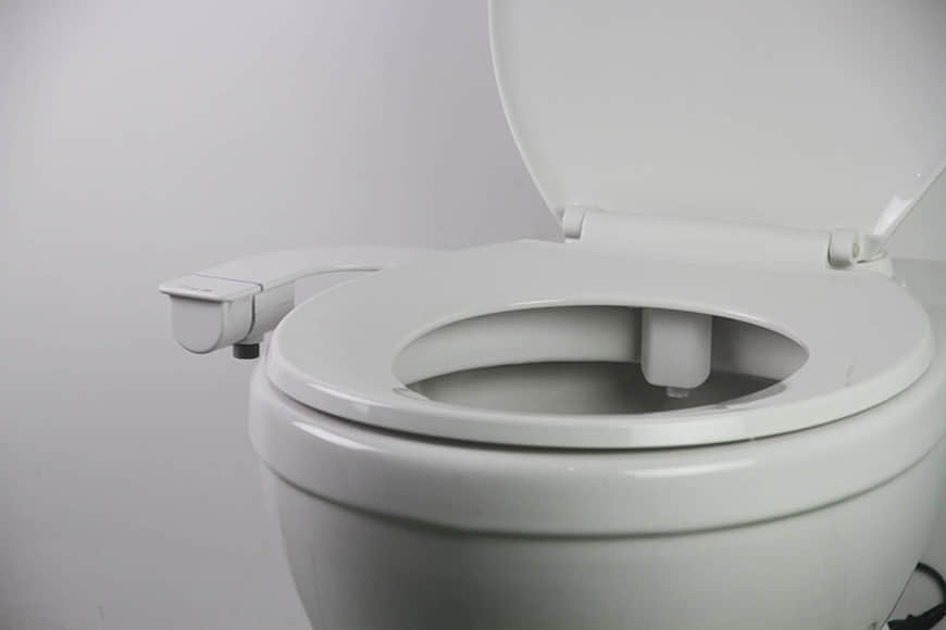 bidet attachment with double nozzle 10